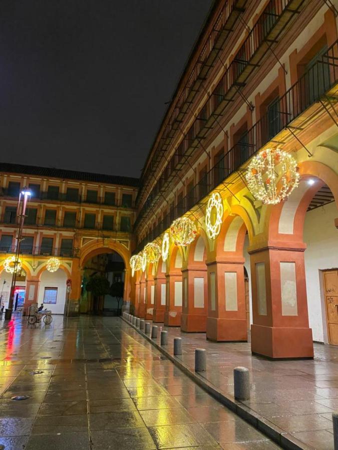 Casa En Plaza De La Corredera Con Balcon Apartment Cordoba Exterior photo